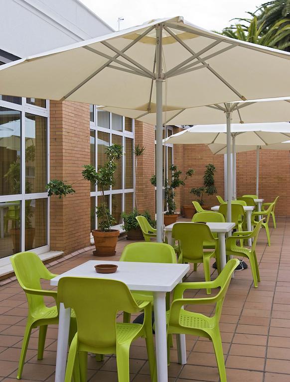 Albergue Inturjoven Sevilla Экстерьер фото
